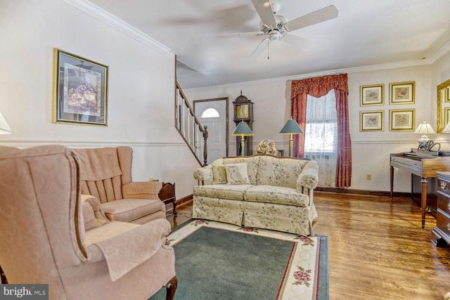 1111 CHESACO, Baltimore, MD 21237