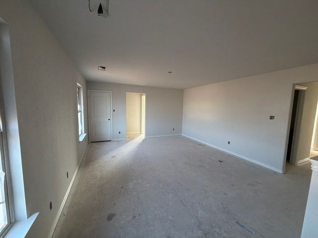 1237 Sabine River Lane, Springtown, TX 76082