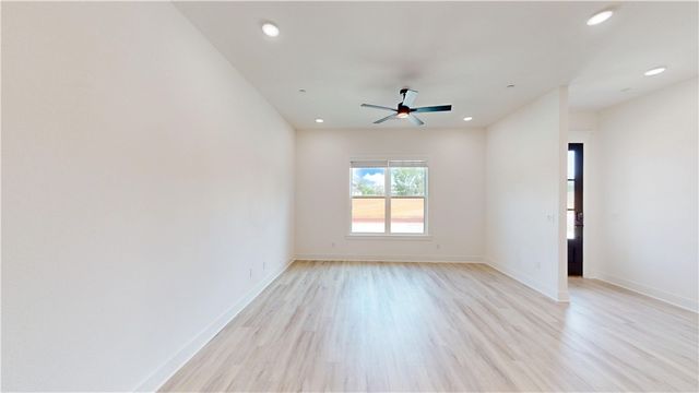 3054 W Berkeley Avenue, Rogers, AR 72758