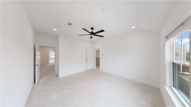 3054 W Berkeley Avenue, Rogers, AR 72758