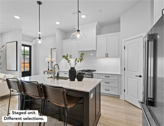 3054 W Berkeley Avenue, Rogers, AR 72758
