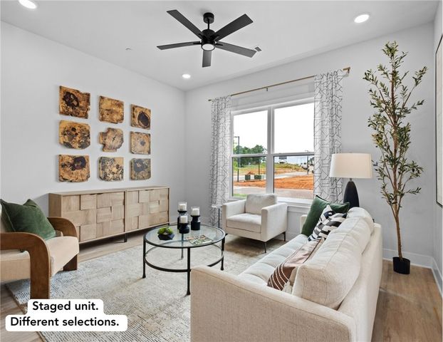 3054 W Berkeley Avenue, Rogers, AR 72758