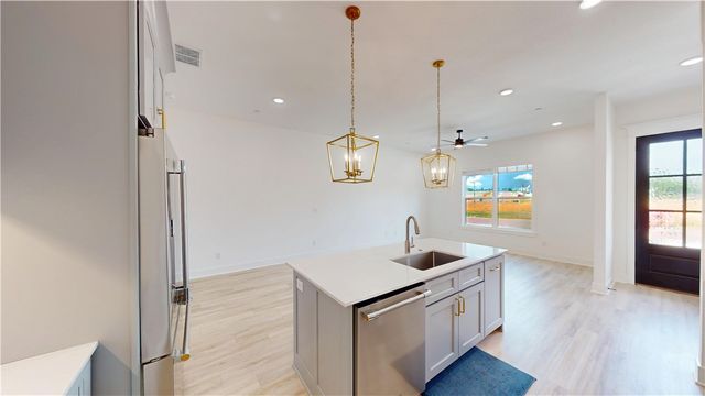3054 W Berkeley Avenue, Rogers, AR 72758
