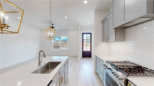 3054 W Berkeley Avenue, Rogers, AR 72758