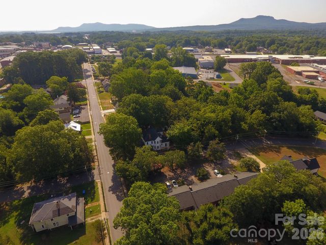 313 Gold Street, Kings Mountain, NC 28086
