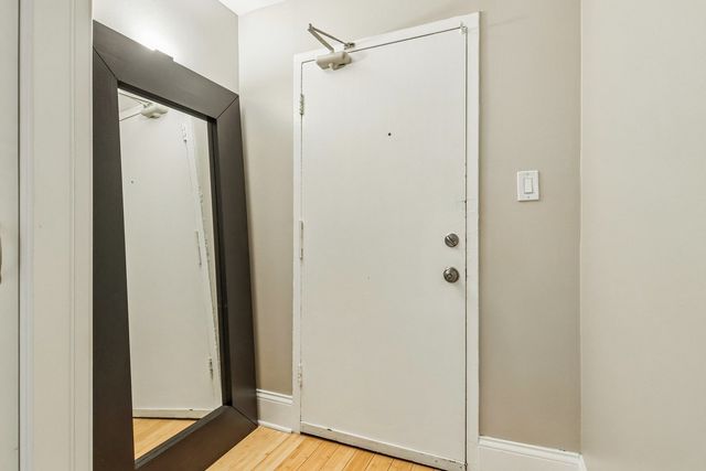 2909 N Sheridan Road 1201, Chicago, IL 60657