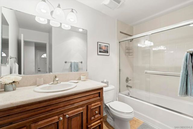 3076 Via Alicante D, La Jolla, CA 92037