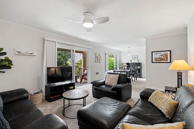 3076 Via Alicante D, La Jolla, CA 92037