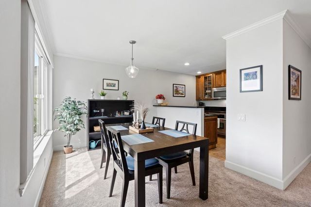 3076 Via Alicante D, La Jolla, CA 92037