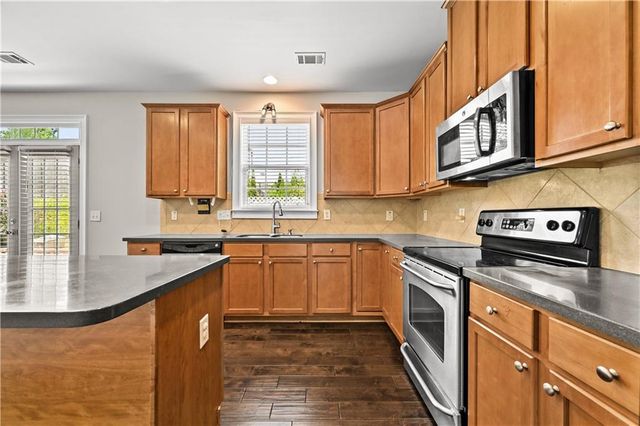 523 Misty Meadow Place, Lilburn, GA 30047