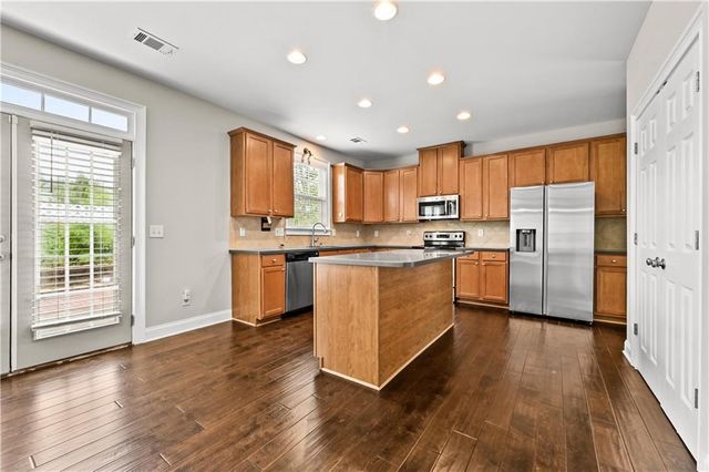 523 Misty Meadow Place, Lilburn, GA 30047