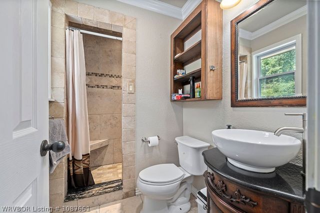 4407 Alma Highway, Van Buren, AR 72956