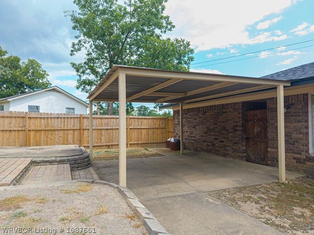 4407 Alma Highway, Van Buren, AR 72956