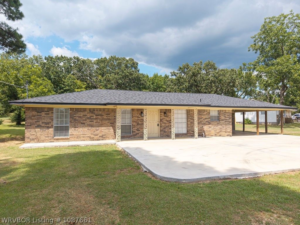 4407 Alma Highway, Van Buren, AR 72956