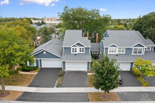 27 SARAHS GROVE Lane, Schaumburg, IL 60193