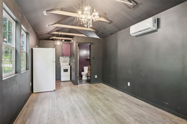 9858 N 38th Avenue W, Sperry, OK 74073