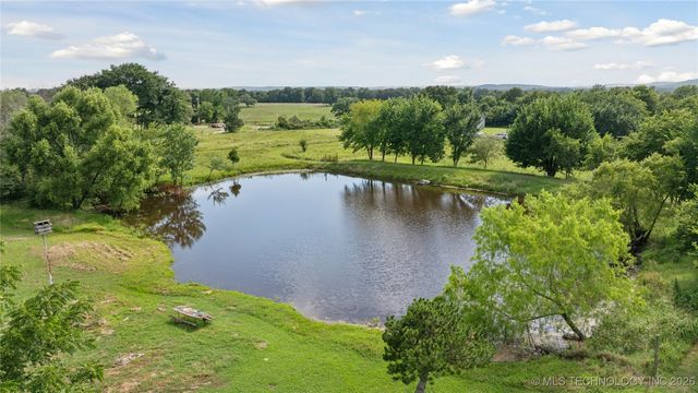 9858 N 38th Avenue W, Sperry, OK 74073