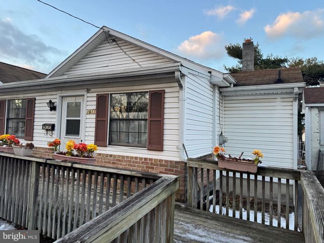 1611 WALNUT ST, Lebanon, PA 17042