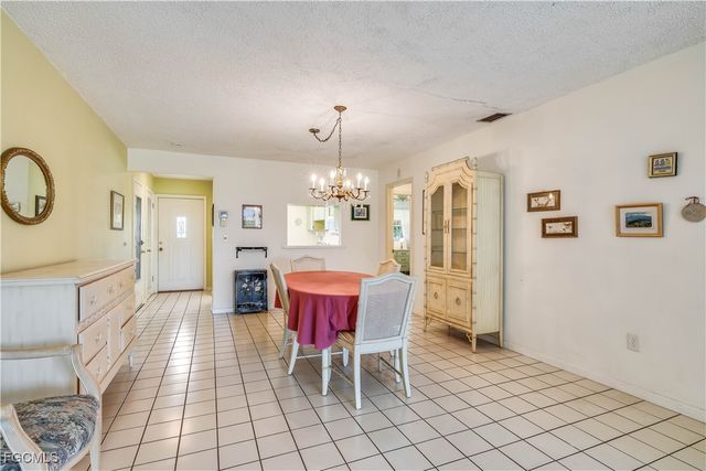 6992 Edgewater CIR, Fort Myers, FL 33919