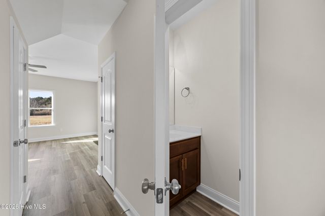 240 Deer Haven Drive, Richlands, NC 28574