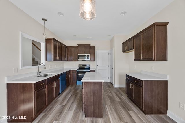 240 Deer Haven Drive, Richlands, NC 28574