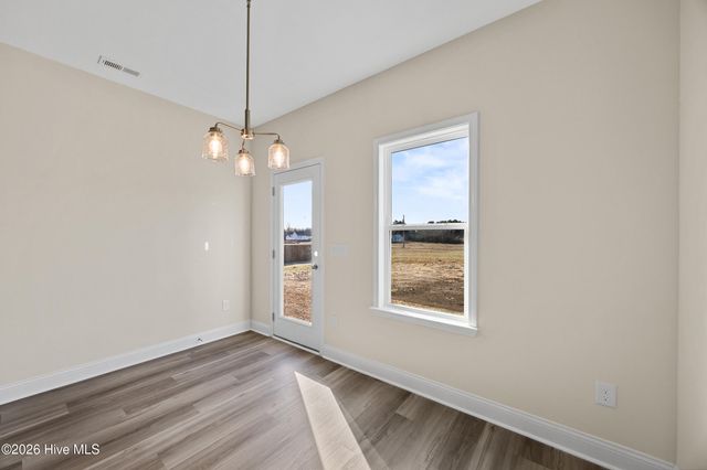 240 Deer Haven Drive, Richlands, NC 28574