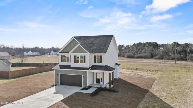 240 Deer Haven Drive, Richlands, NC 28574