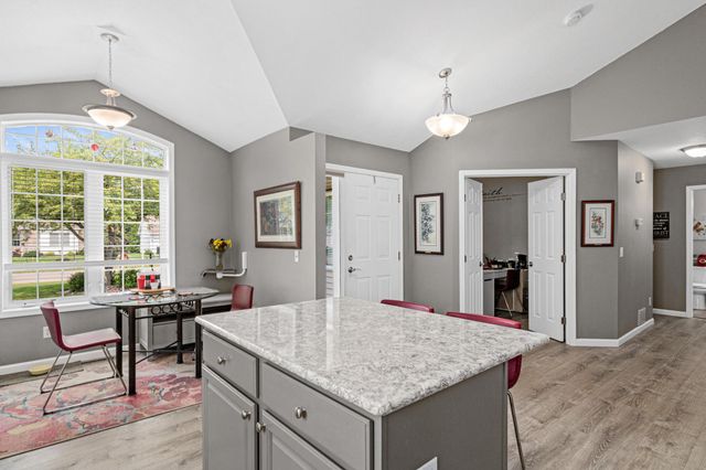 13800 Fernando Avenue, Apple Valley, MN 55124