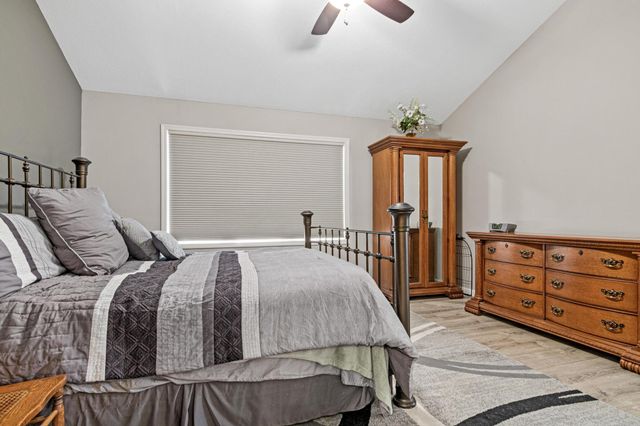 13800 Fernando Avenue, Apple Valley, MN 55124