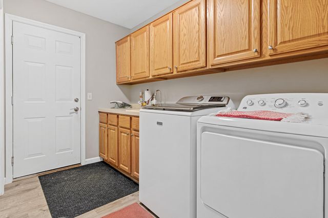 13800 Fernando Avenue, Apple Valley, MN 55124