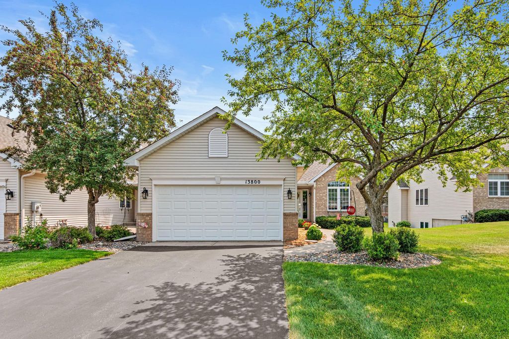 13800 Fernando Avenue, Apple Valley, MN 55124
