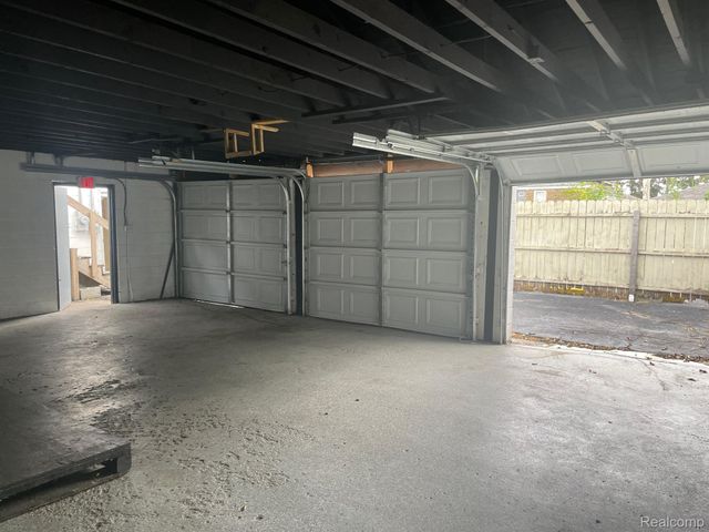 13837 Conant Street, Detroit, MI 48212