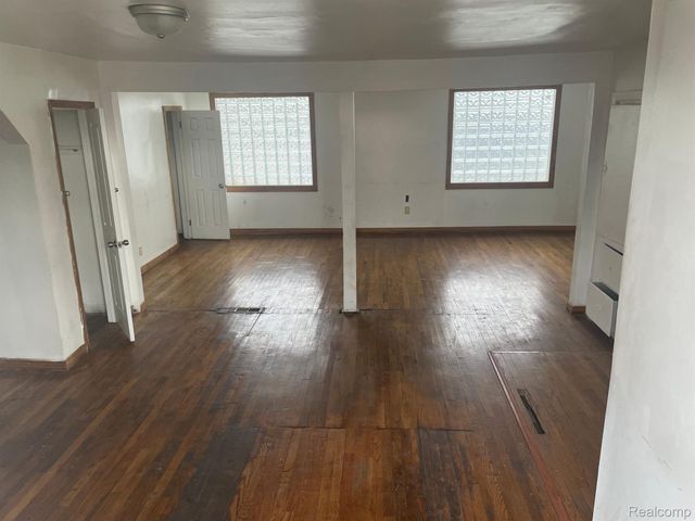 13837 Conant Street, Detroit, MI 48212