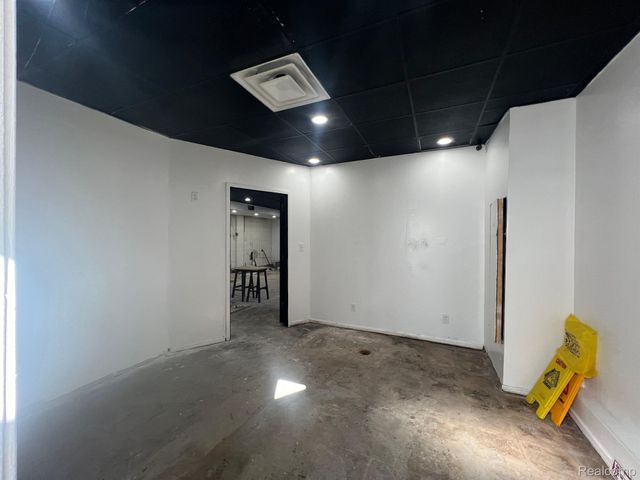 13837 Conant Street, Detroit, MI 48212