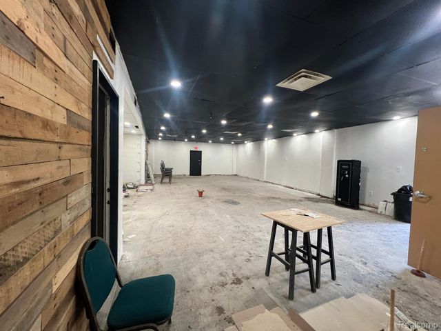 13837 Conant Street, Detroit, MI 48212