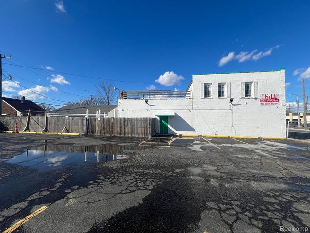 13837 Conant Street, Detroit, MI 48212