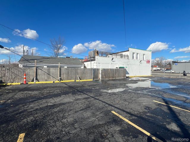 13837 Conant Street, Detroit, MI 48212