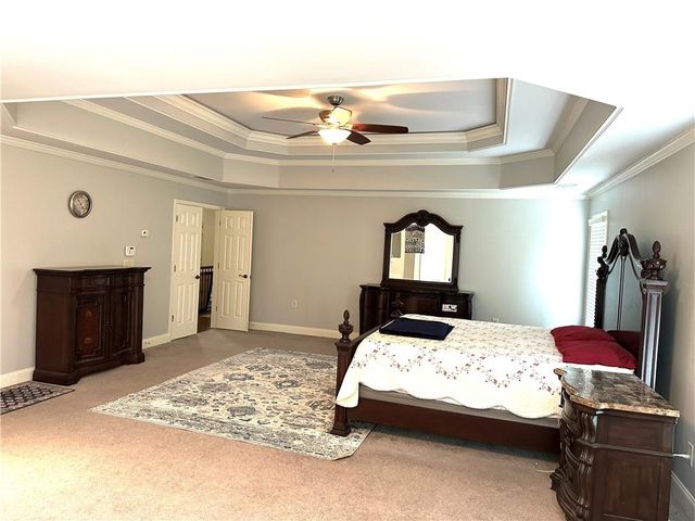2852 Summer Branch Lane, Buford, GA 30519