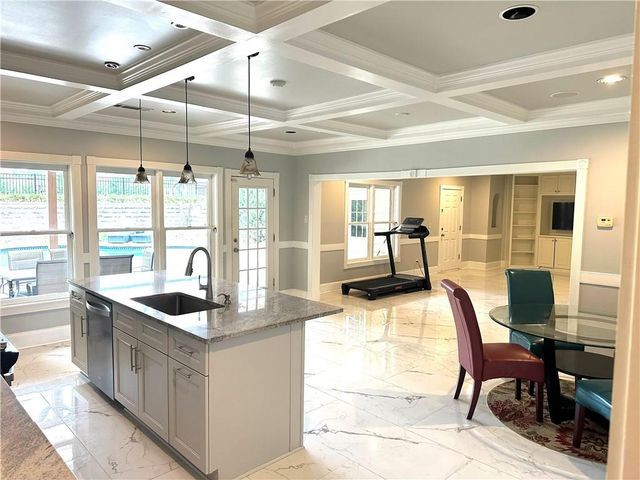 2852 Summer Branch Lane, Buford, GA 30519