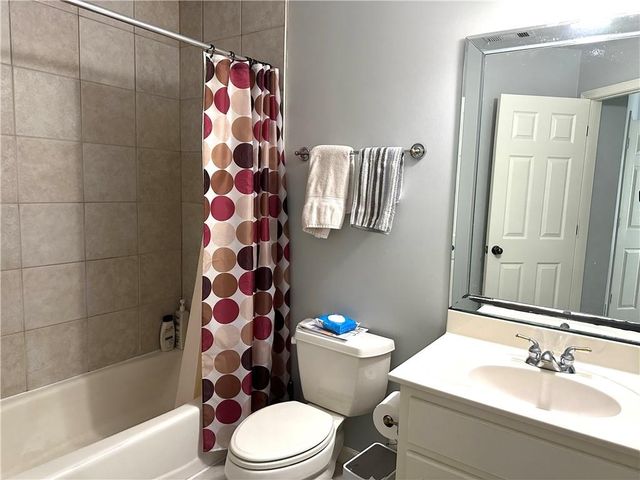 2852 Summer Branch Lane, Buford, GA 30519
