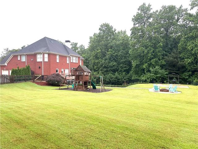 2852 Summer Branch Lane, Buford, GA 30519