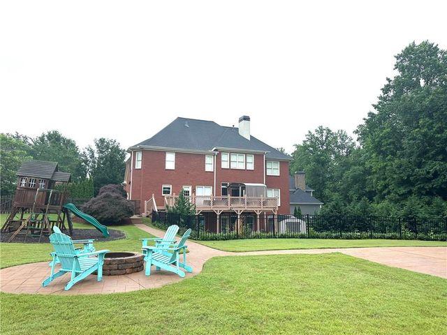 2852 Summer Branch Lane, Buford, GA 30519