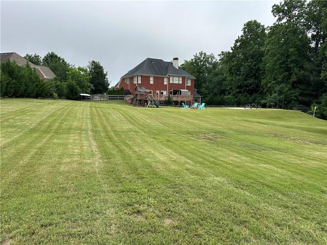 2852 Summer Branch Lane, Buford, GA 30519