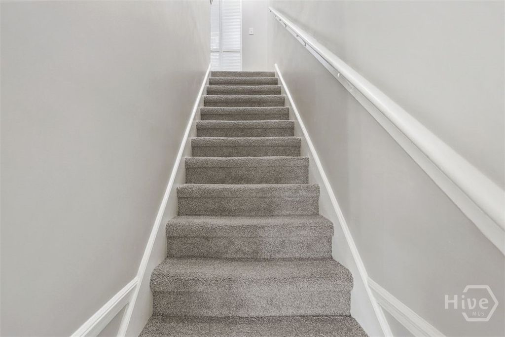 Image 10 of property listing at 2 Seagull Lane, Savannah, GA 31419