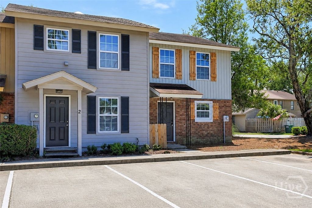 Image 2 of property listing at 2 Seagull Lane, Savannah, GA 31419