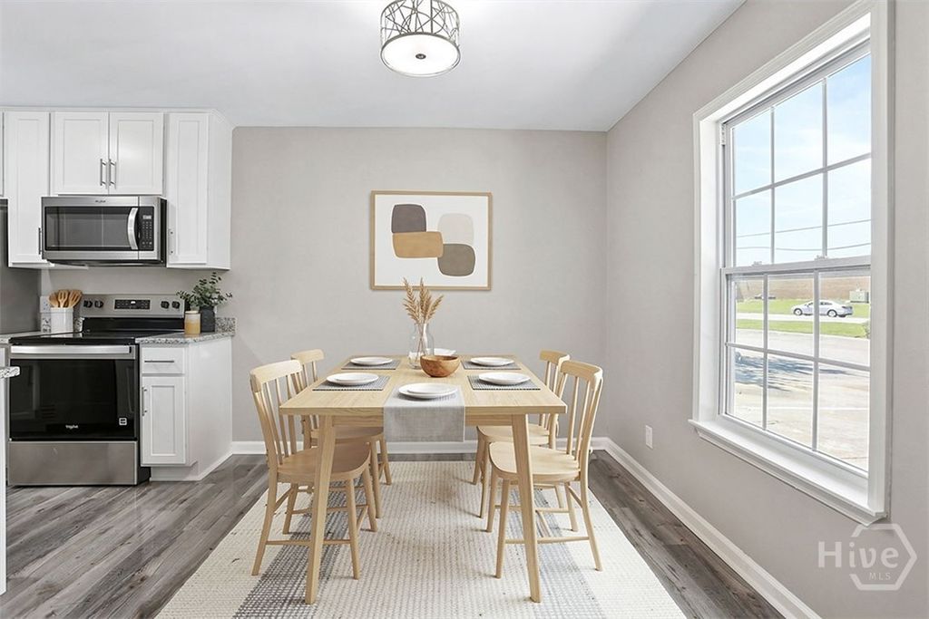 Image 4 of property listing at 2 Seagull Lane, Savannah, GA 31419