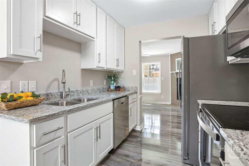 Image 6 of property listing at 2 Seagull Lane, Savannah, GA 31419