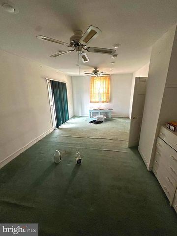 500 WASHBURN AVE, Baltimore, MD 21225