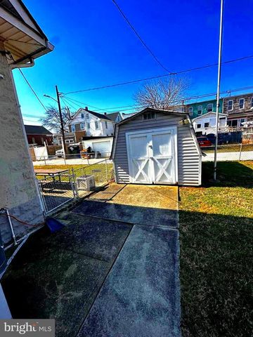 500 WASHBURN AVE, Baltimore, MD 21225
