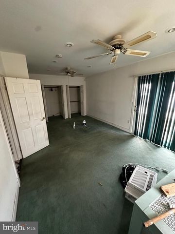 500 WASHBURN AVE, Baltimore, MD 21225